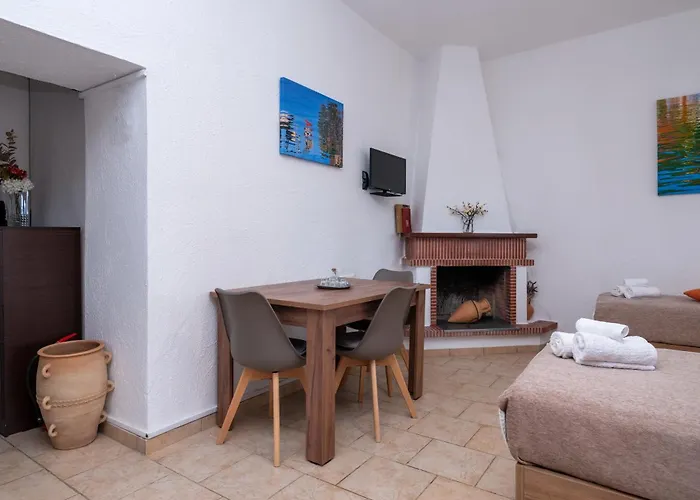 Atalanti Seaside Junior Suites